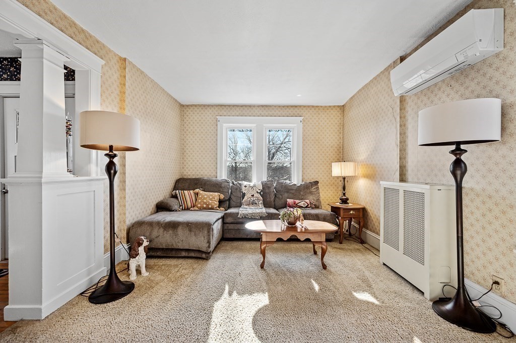 55 Standish Street Worcester, MA 01604 - Photo 4 of 30