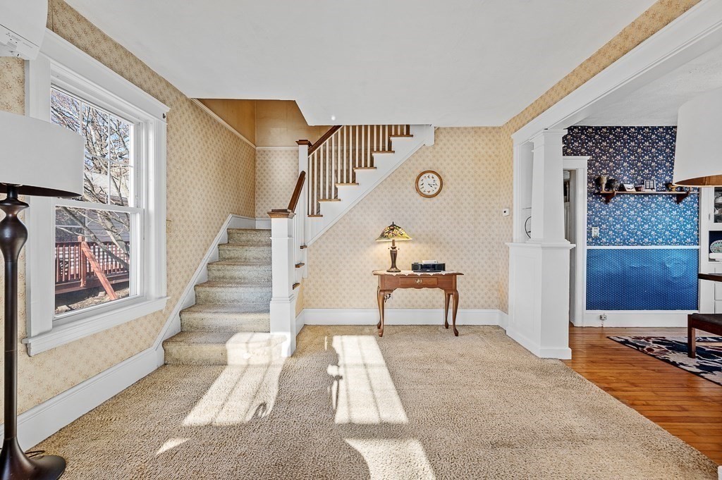 55 Standish Street Worcester, MA 01604 - Photo 6 of 30