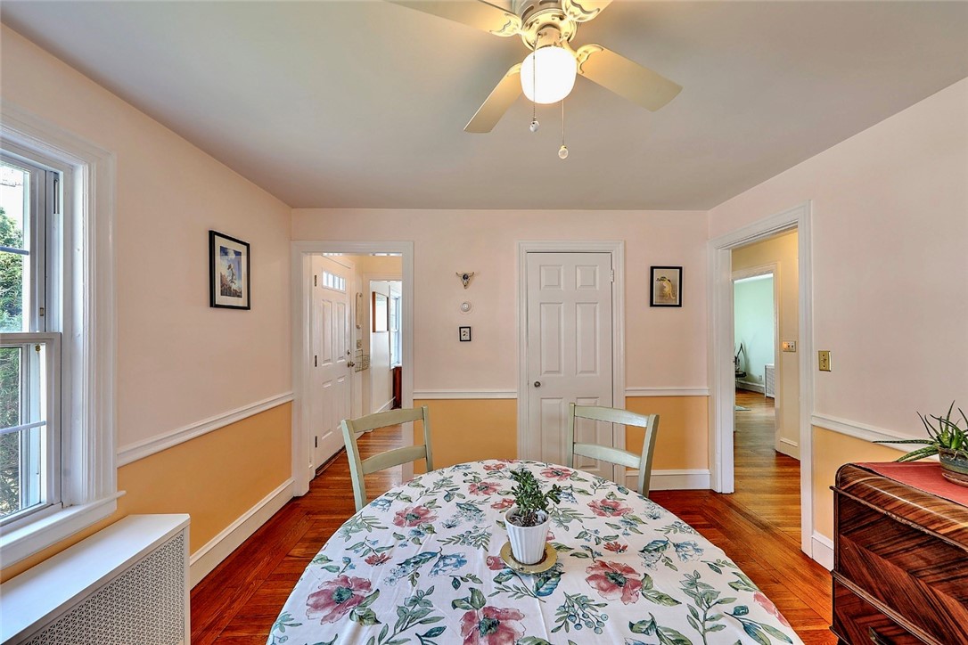116 Mayfair Road Warwick, RI 02888 - Photo 11 of 42 Gallery Image 11