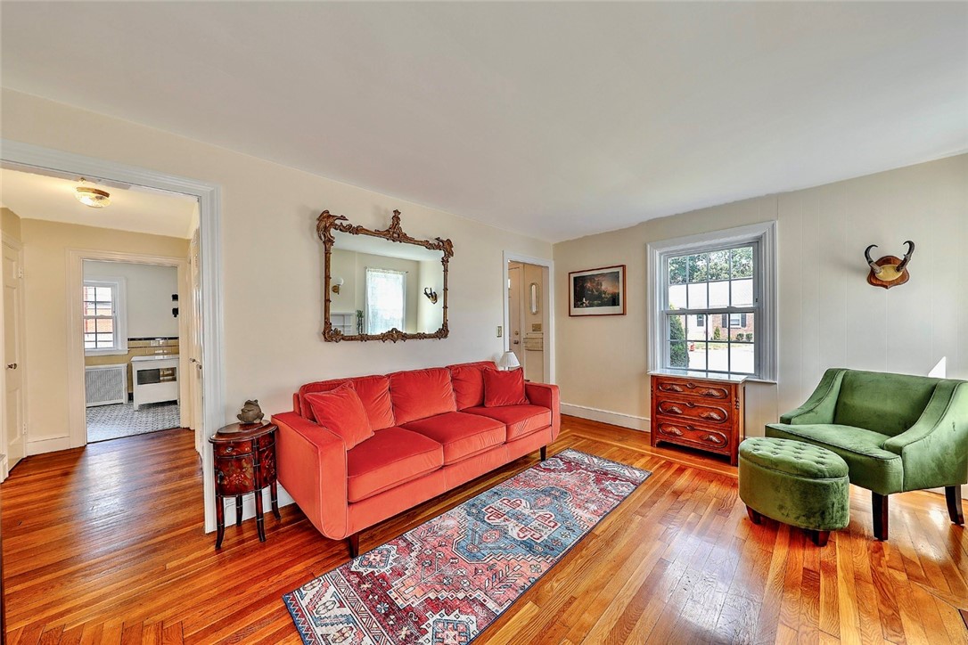 116 Mayfair Road Warwick, RI 02888 - Photo 7 of 42 Gallery Image 7
