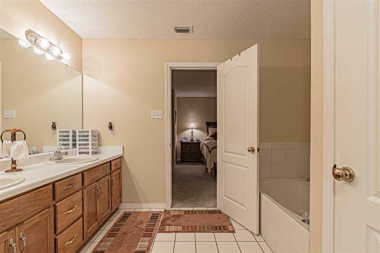 183 Montclair Loop Daphne, AL 36526 - Photo 14 of 25 Master Bathroom