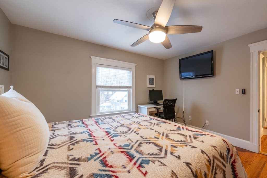 32 Charles Street Wakefield, MA 01880 - Photo 14 of 26