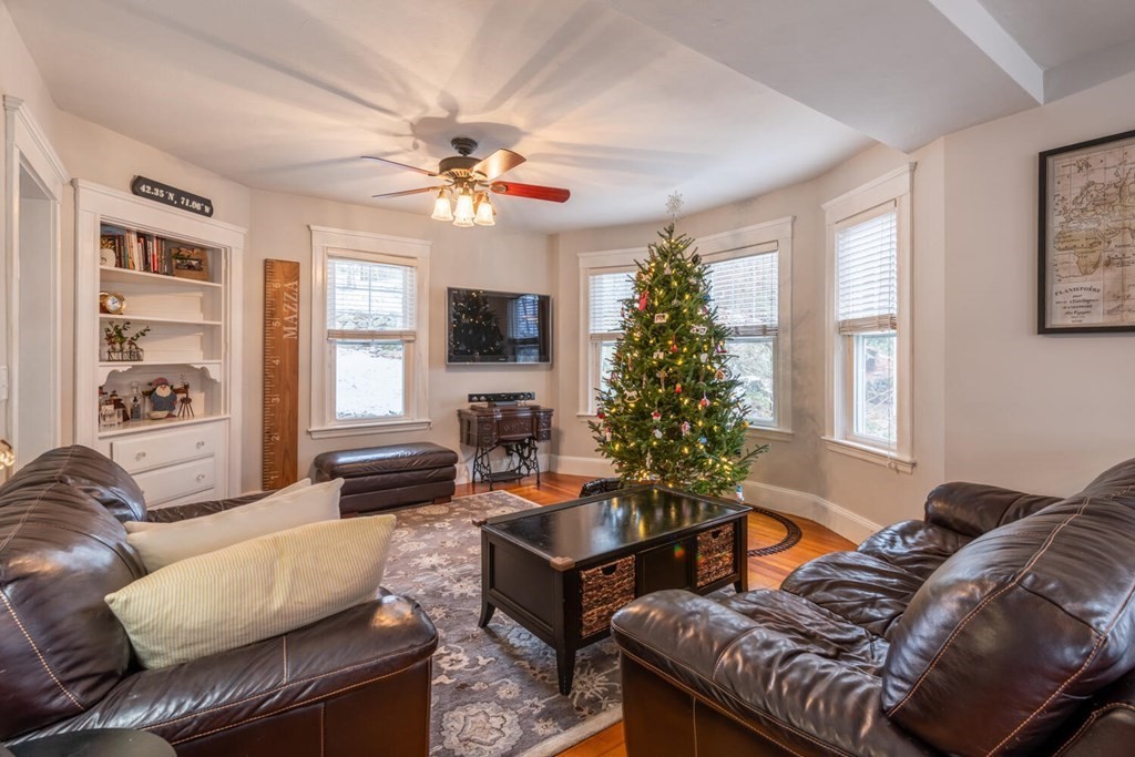32 Charles Street Wakefield, MA 01880 - Photo 7 of 26