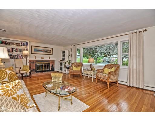 20 Red Coat Road Framingham, MA 01701 - Photo 8 of 41 Gallery Image 8