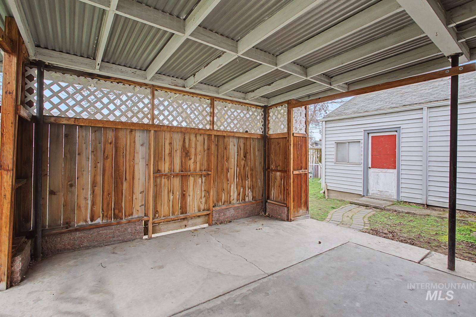 918 Elm Street Clarkston, WA 99403 - Photo 35 of 35 View of patio / terrace