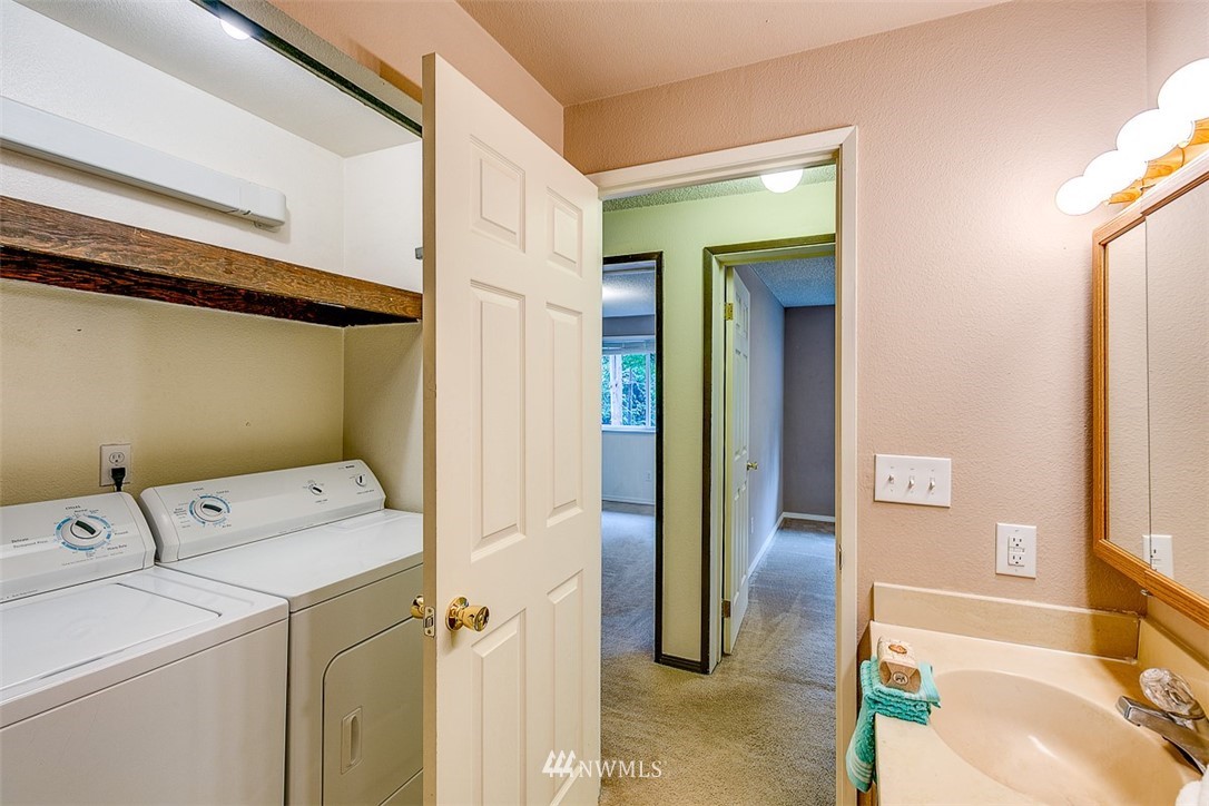 2733 Rocky Point Road Northwest Bremerton, WA 98312 - Photo 22 of 25 Gallery Image 22