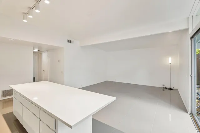 $569,000 | 5229 Overbrook Way, Sacramento, CA 95841