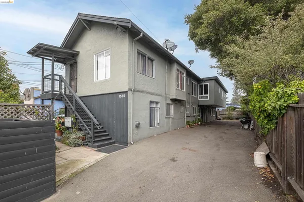 $1,225,000 | 1535 Julia Street, Berkeley, CA 94703