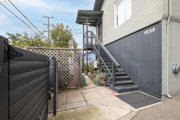 $1,225,000 | 1535 Julia Street, Berkeley, CA 94703