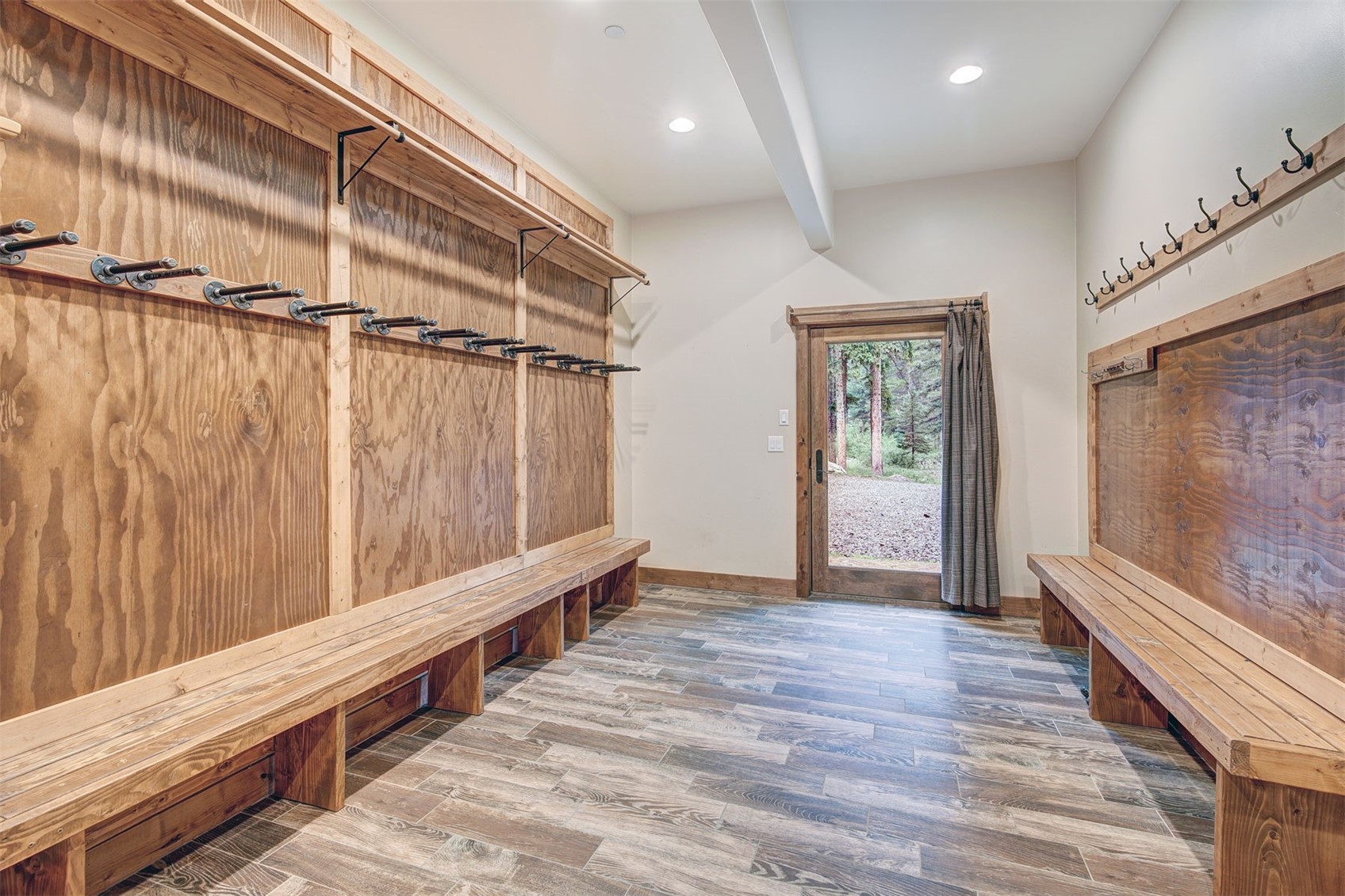 87 Wagon Road Breckenridge, CO 80424 - Photo 31 of 50