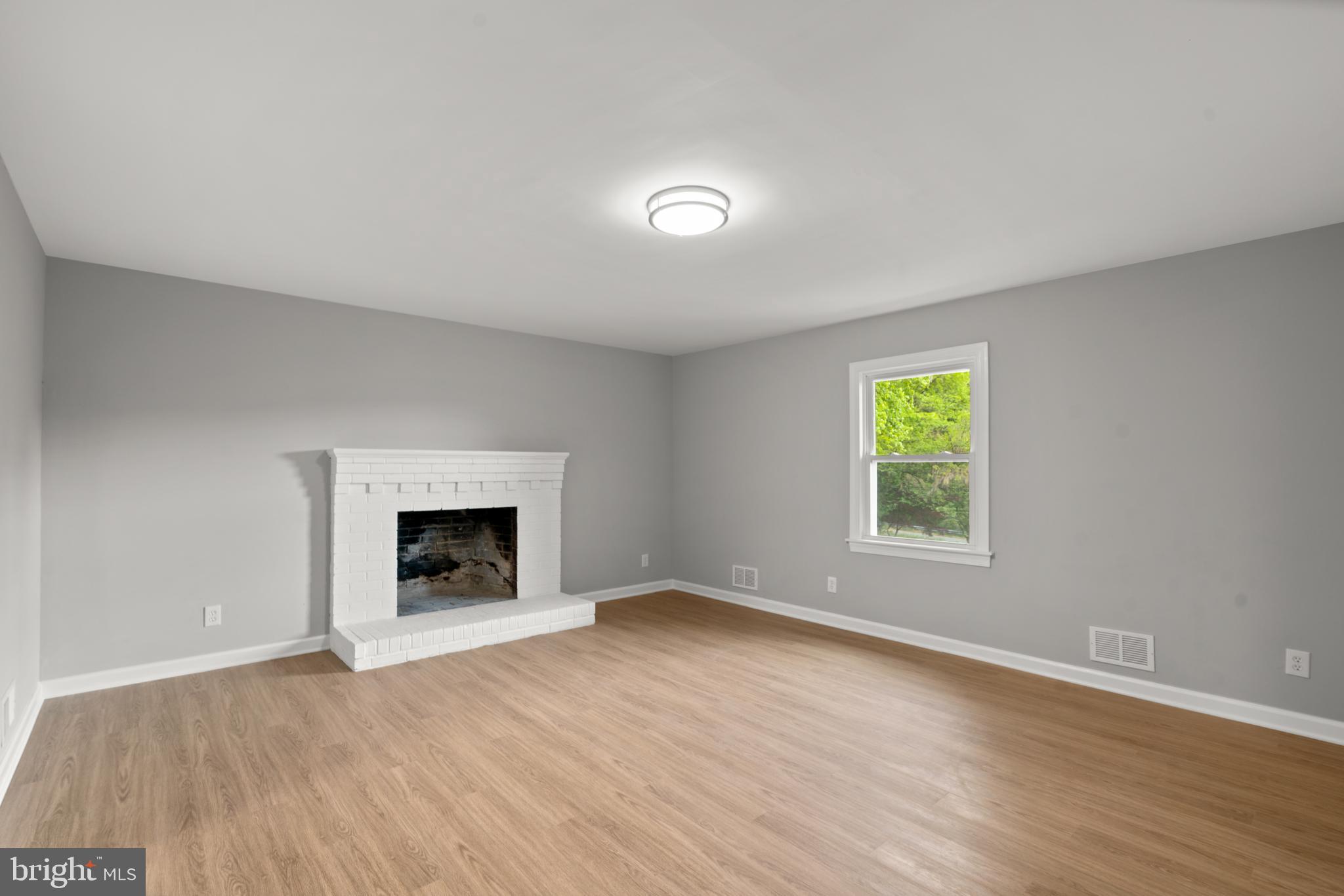 7946 Max Blobs Park Road Hanover, MD 21076 - Photo 16 of 47 Family Room View 2