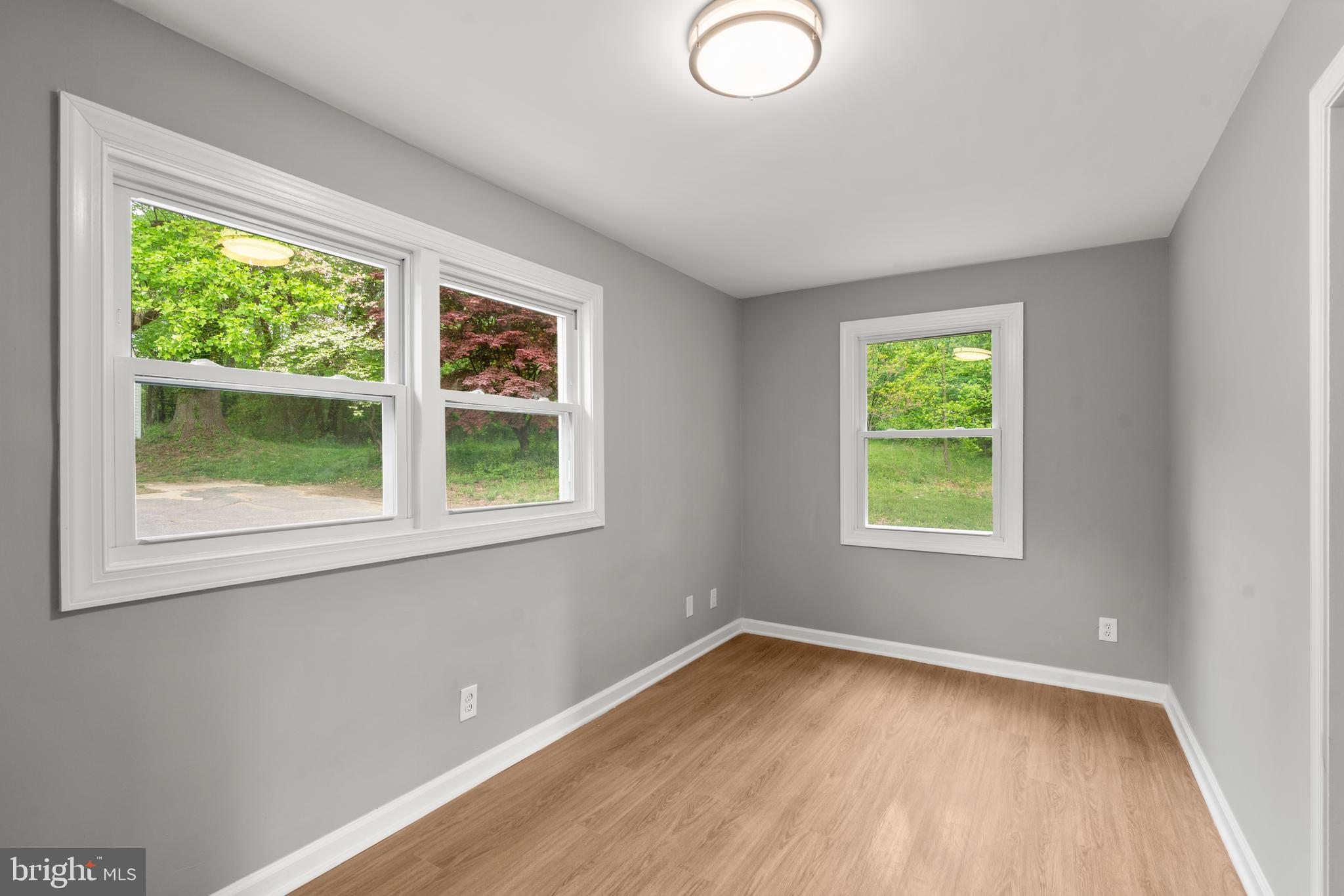 7946 Max Blobs Park Road Hanover, MD 21076 - Photo 19 of 47 Laundry room/hobby room/sunroom