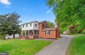 7946 Max Blobs Park Road Hanover, MD 21076 - Photo 4 of 47