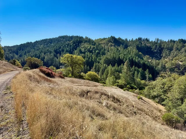 $250,000 | 18225 Scenic Drive, Redwood Valley, CA 95470