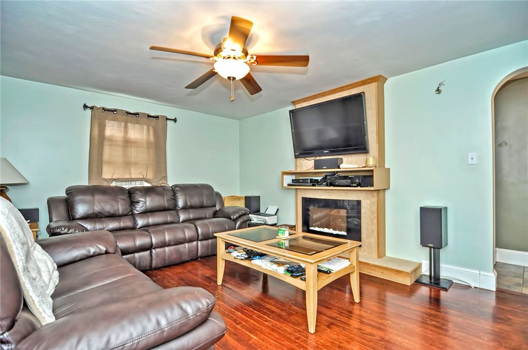 4 Pershing Road Johnston, RI 02919 - Photo 15 of 28 Gallery Image 15