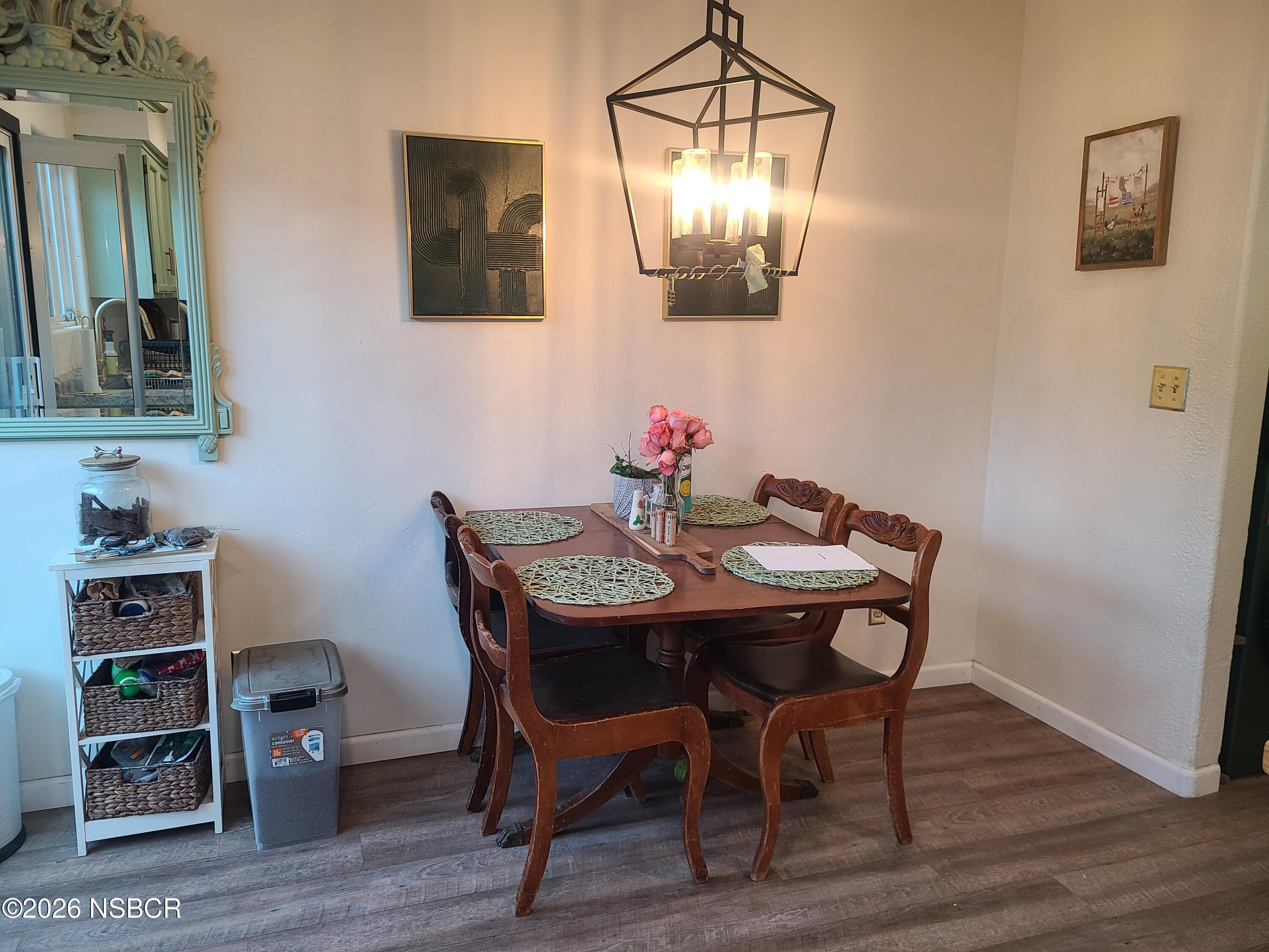 1011 West Walnut Avenue Lompoc, CA 93436 - Photo 7 of 30 1011 dining1