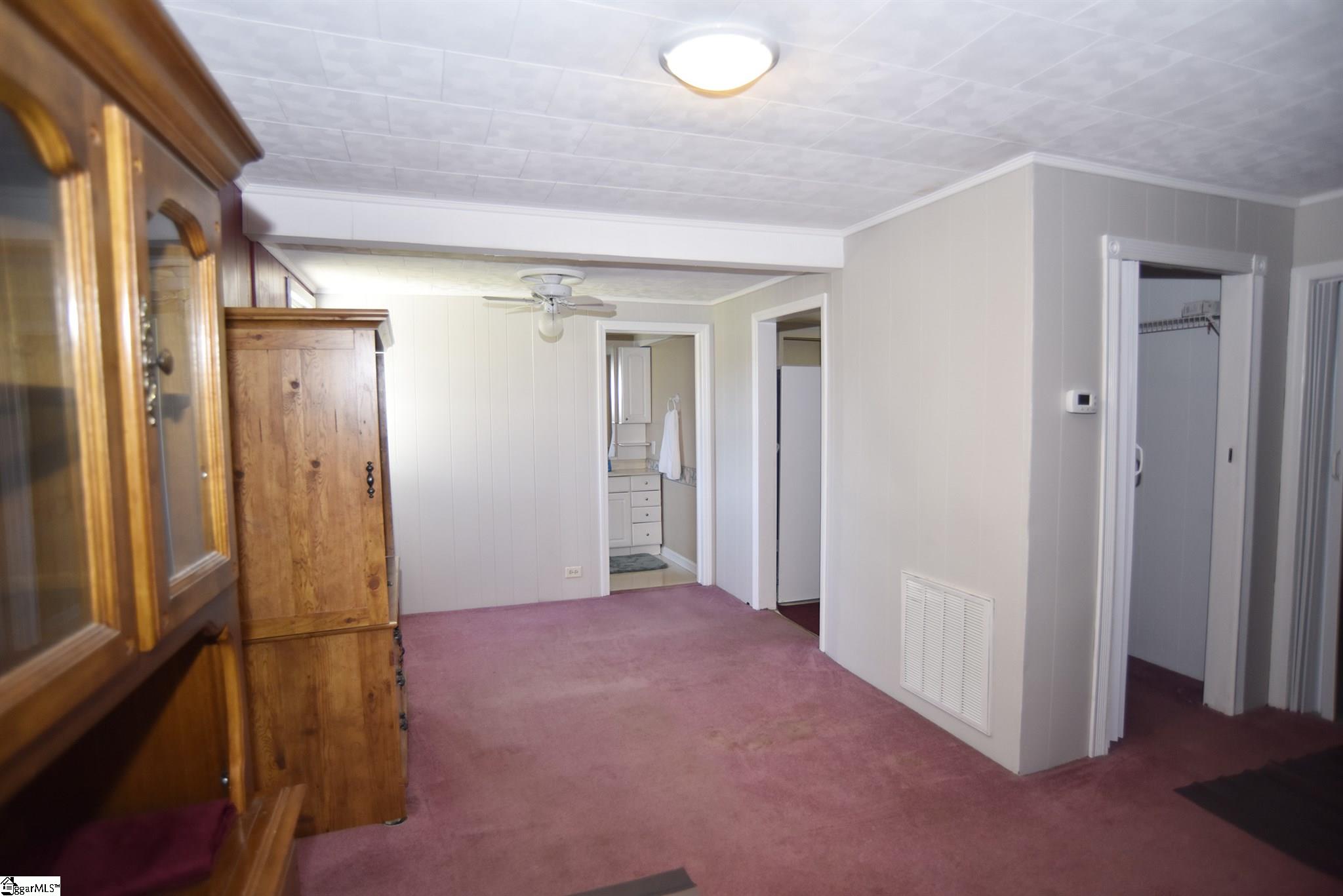 312 New Woodruff Road Greer, SC 29651 - Photo 6 of 15 Gallery Image 6