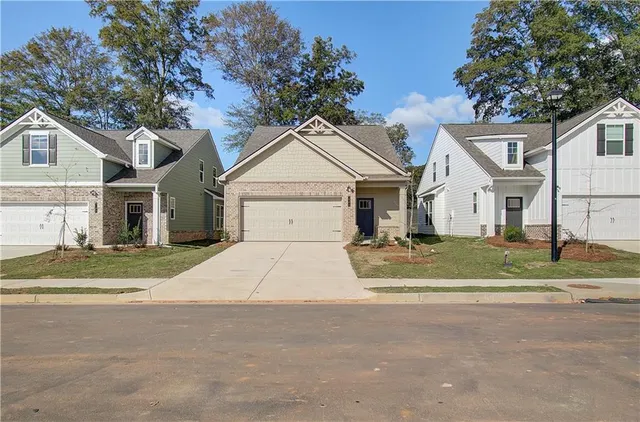 $274,993 | 2208 Croghan Drive, Hampton, GA 30228
