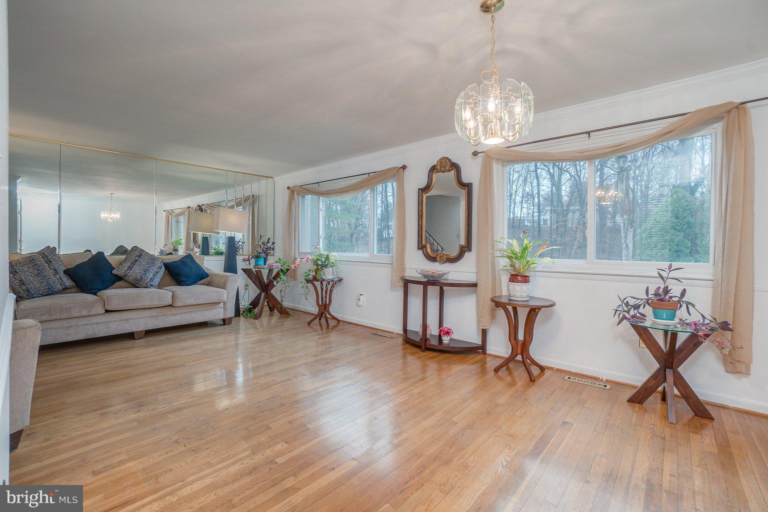 4643 Hawksbury Road Baltimore, MD 21208 - Photo 11 of 42 Living room overlooking back yard