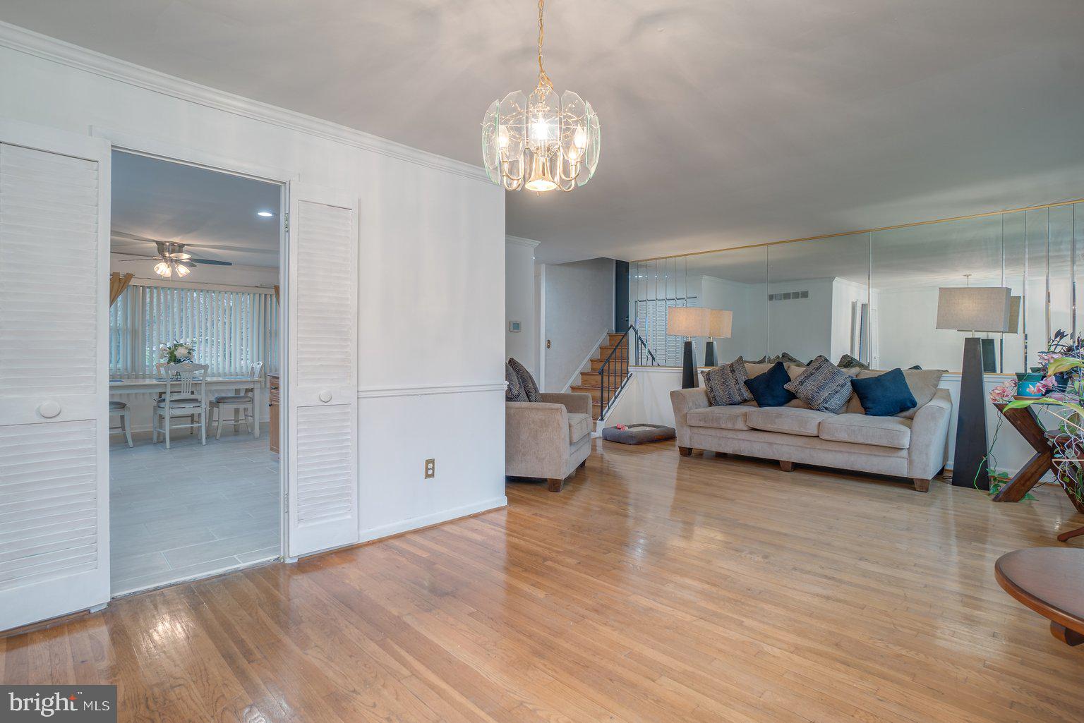 4643 Hawksbury Road Baltimore, MD 21208 - Photo 12 of 42