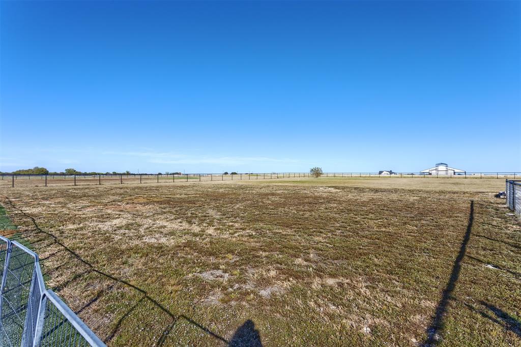 1810 Jc Maples Road Gunter, TX 75058 - Photo 21 of 27 a view of an ocean