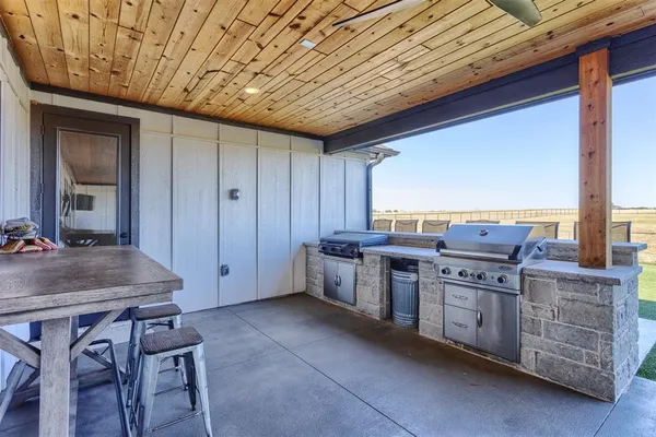 $950,000 | 1810 Jc Maples Road, Gunter, TX 75058