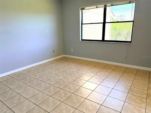 $1,600 | 260 Woodlake Lane East, Unit 260, Oldsmar, FL 34677