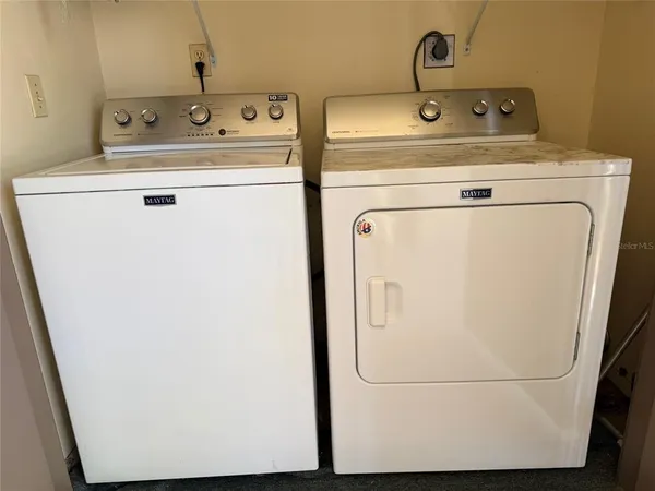 $1,600 | 260 Woodlake Lane East, Unit 260, Oldsmar, FL 34677