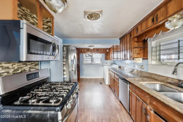 $169,900 | 307 Dobbs Street, Hertford, NC 27944