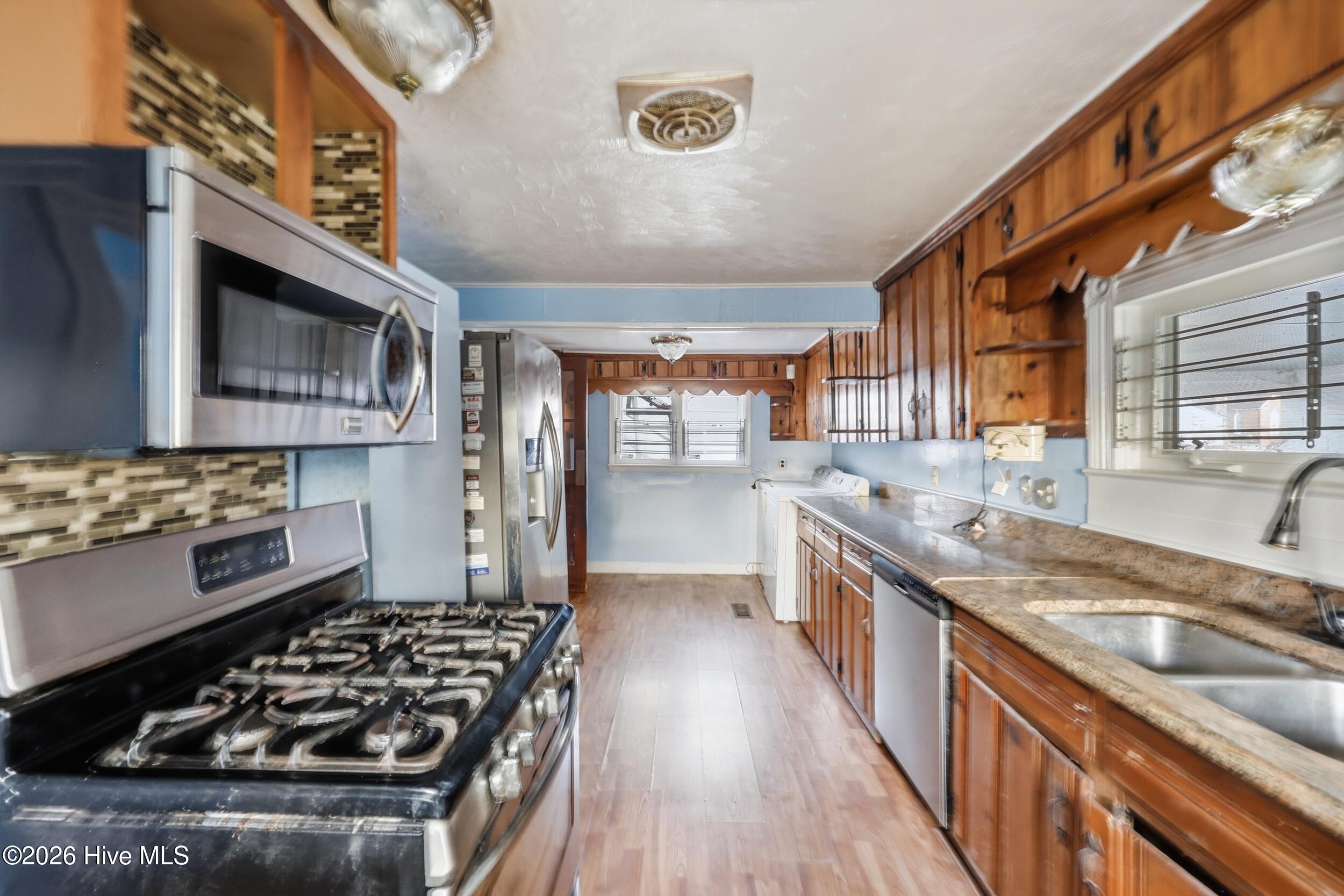 307 Dobbs Street Hertford, NC 27944 - Photo 13 of 24 Kitchen