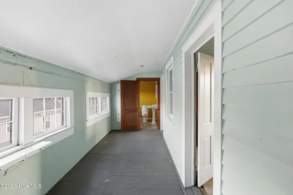 $169,900 | 307 Dobbs Street, Hertford, NC 27944