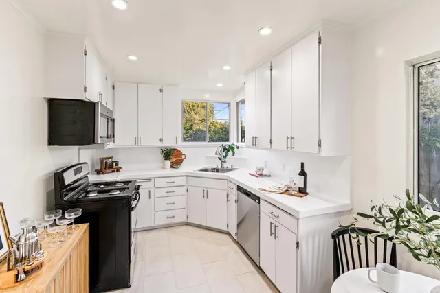 $1,098,000 | 120 Greenwood Drive, South San Francisco, CA 94080