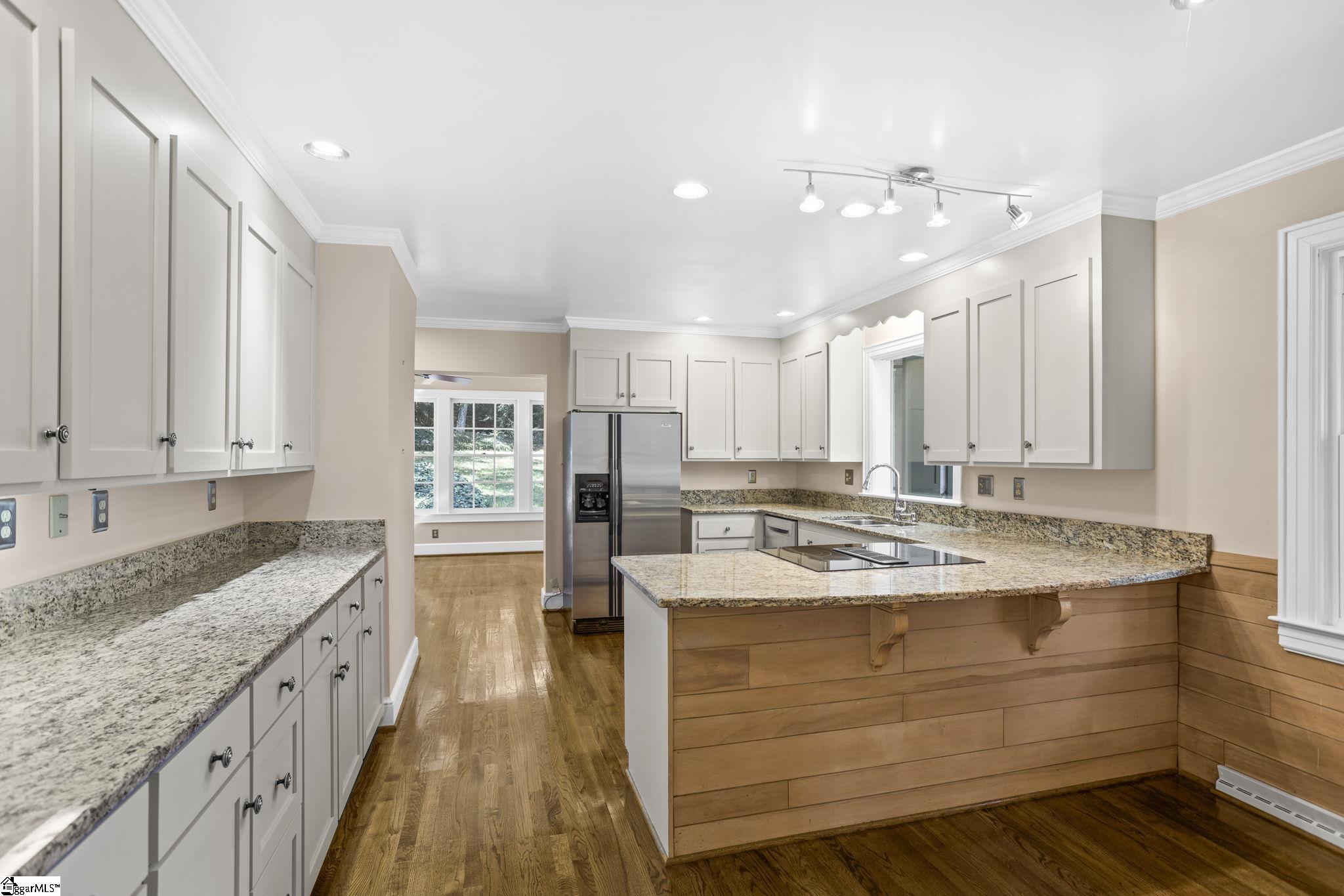 10 Hermitage Road Greenville, SC 29615 - Photo 13 of 36 Gallery Image 13