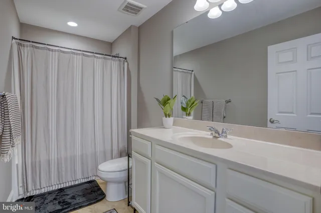 $689,900 | 26086 Kielbasa Court, Lewes, DE 19958