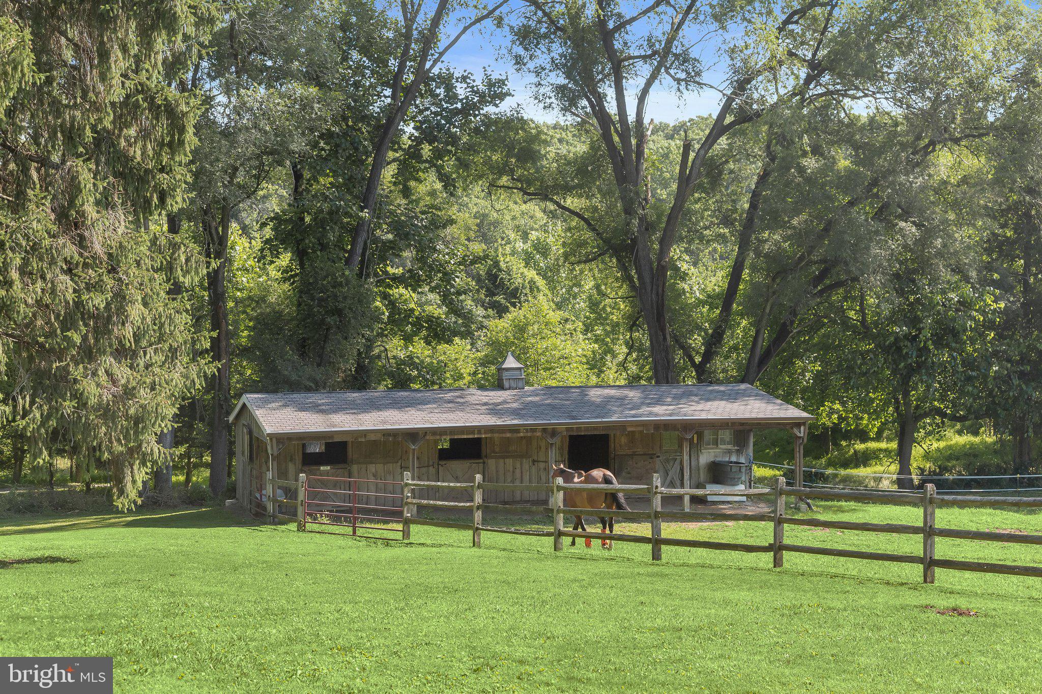 16510 Batchellors Forest Road Olney, MD 20832 - Photo 63 of 107 3 Stall Shed Row with Tack Room