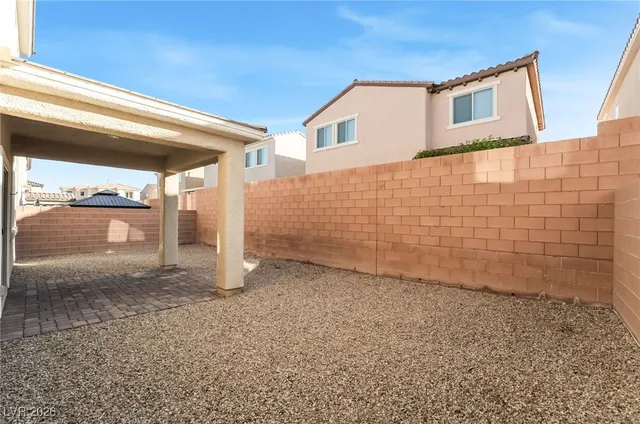 $2,400 | 8921 Sleepy Panda Avenue, Las Vegas, NV 89148