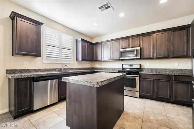 $2,400 | 8921 Sleepy Panda Avenue, Las Vegas, NV 89148