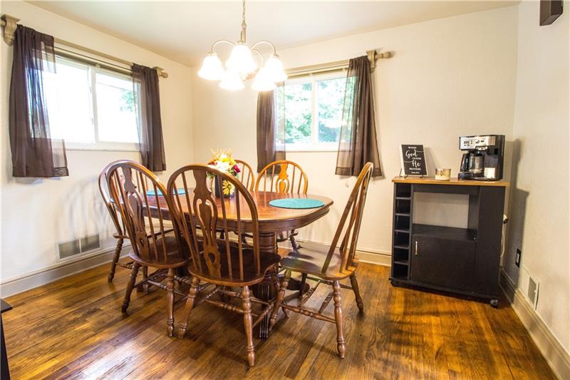 5397 Brownsville Road Pittsburgh, PA 15236 - Photo 5 of 15 Gallery Image 5