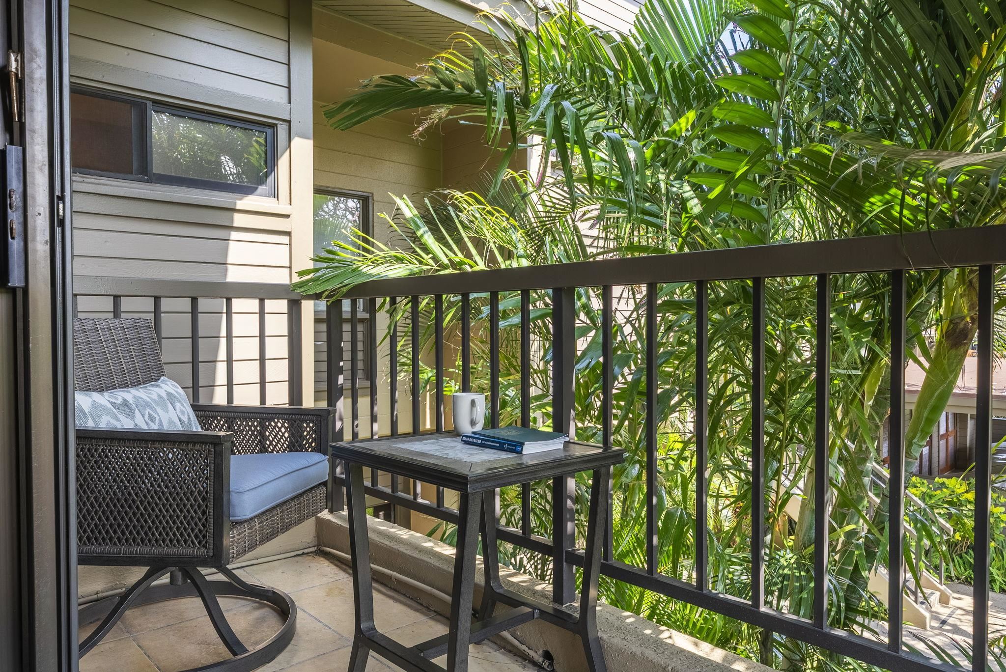 100 Ridge Road, Unit 2721 Lahaina, HI 96761 - Photo 5 of 16 a view of a chairs and table in a balcony