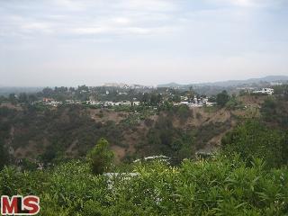 1025 Somera Road Los Angeles, CA 90077 - Photo 1 of 1 Gallery Image 1