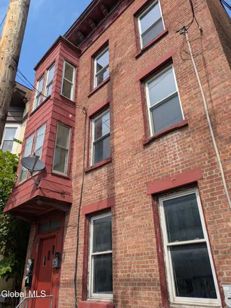 $325,000 | 335 Congress Street, Troy, NY 12180