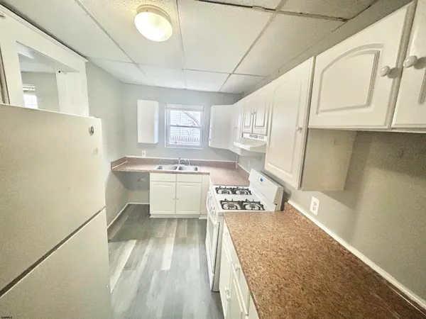 $2,750 | 1830 East Riverside Drive, Unit 1, Atlantic City, NJ 08401