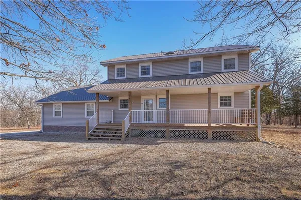 $595,000 | 1220 Northwest E Highway, Osceola, MO 64776