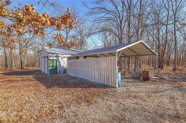 $595,000 | 1220 Northwest E Highway, Osceola, MO 64776