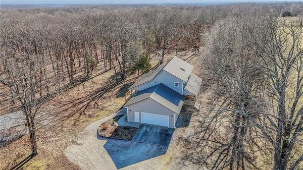 $595,000 | 1220 Northwest E Highway, Osceola, MO 64776
