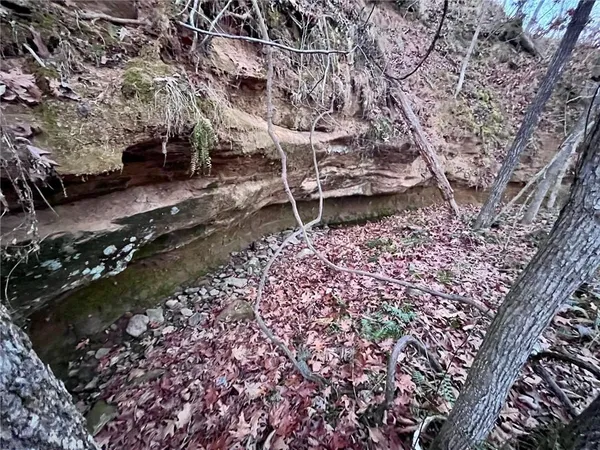$595,000 | 1220 Northwest E Highway, Osceola, MO 64776