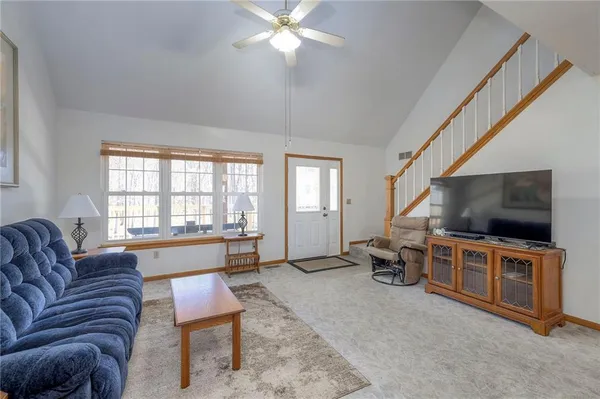 $595,000 | 1220 Northwest E Highway, Osceola, MO 64776