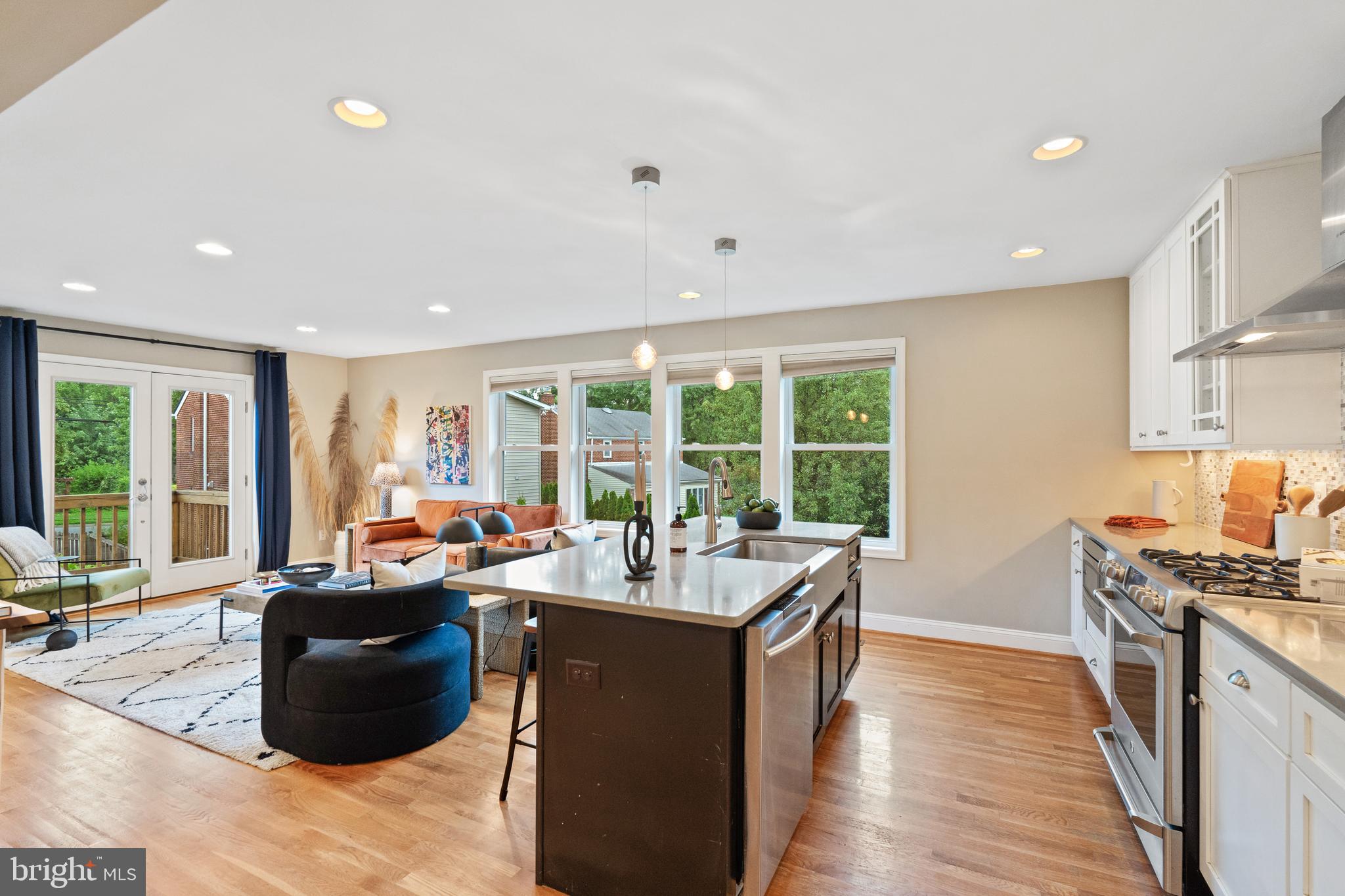 10033 Dallas Avenue Silver Spring, MD 20901 - Photo 11 of 43