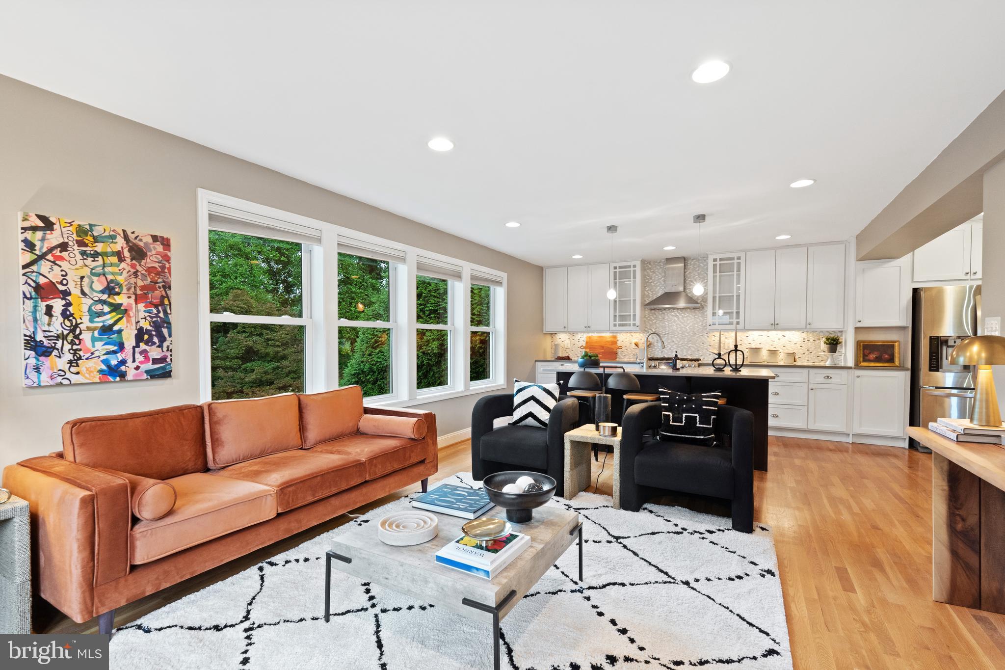 10033 Dallas Avenue Silver Spring, MD 20901 - Photo 7 of 43