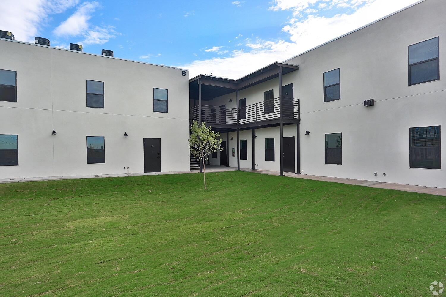 1061 Ranger Street, Unit 7 El Paso, TX 79907 - Photo 11 of 12 13.BuildingPhoto3